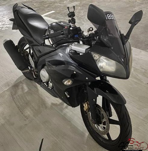 R15 store 2009 model