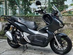 Honda Adv 150