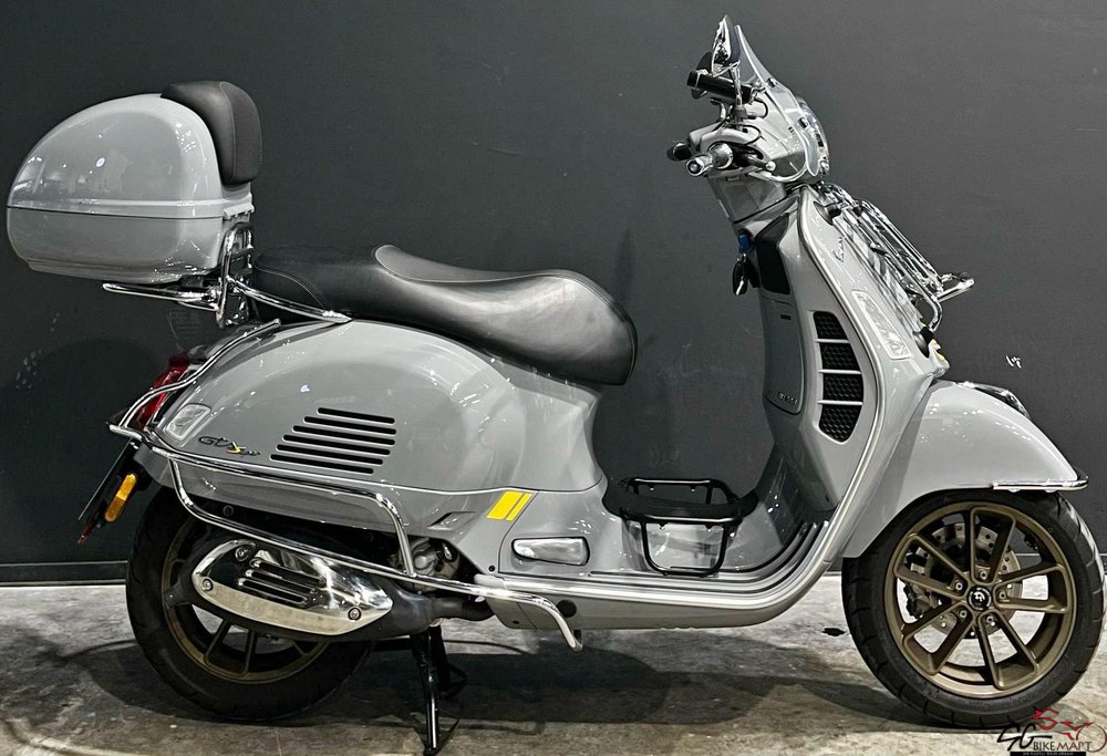 Used Vespa GTS 300 Supertech HPE Bike For Sale In Singapore - Price ...