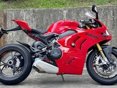 Used Ducati Panigale V4S for sale