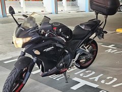Honda CBR250R