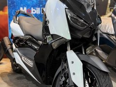 Yamaha Xmax 300
