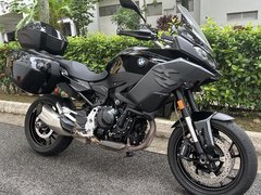 BMW F900XR