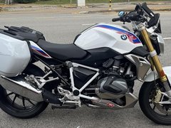 BMW R1250R