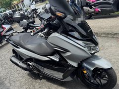 Honda Forza 300