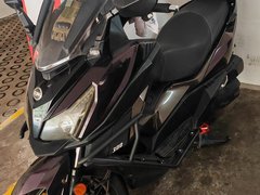 SYM Cruisym 300