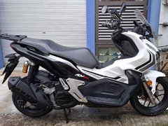 Honda Adv 150