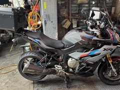 BMW S1000XR
