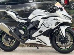 Kawasaki ZX-4RR Ninja