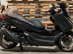 Honda Forza 350