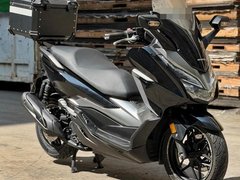 Honda Forza 300