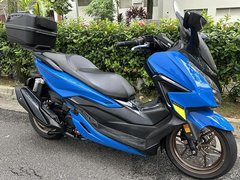 Honda Forza 350