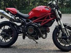 Ducati Monster 796
