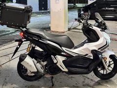 Honda Adv 150