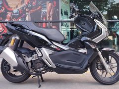 Honda Adv 150