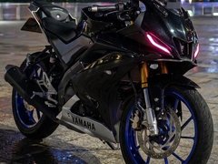Yamaha YZF-R15M