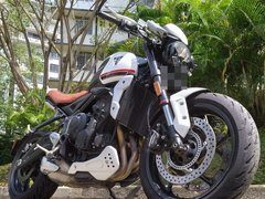 Triumph Trident 660