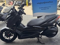 Yamaha Xmax 300