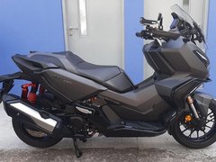 Honda Adv 350