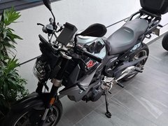 BMW F900R