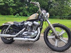 Harley Davidson XL1200V Seventy-Two