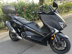Yamaha Tmax 530 DX