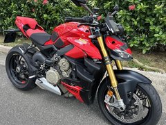 Ducati Streetfighter V4S