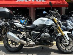 BMW R1200R