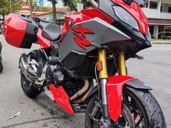 BMW F900XR
