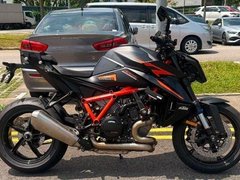 KTM 1390 Super Duke R Evo
