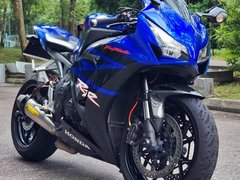 Honda CBR1000RR Fireblade