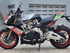 Aprilia Tuono V4 1100 Factory
