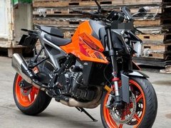 KTM 990 Duke