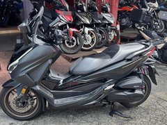 Honda Forza 350
