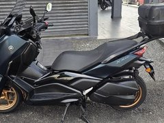 Yamaha Xmax 300