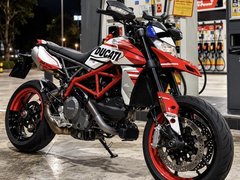 Ducati Hypermotard 950