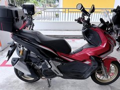 Honda Adv 150