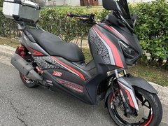 Yamaha Xmax 300