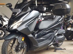 Honda Forza 350