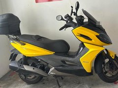 Kymco K-XCT200I