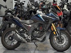 Honda CB200X