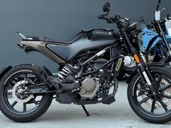 Husqvarna Svartpilen 200
