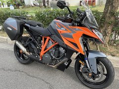 KTM 1290 Super Duke GT