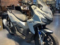 Honda Adv 160