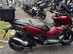 Honda Adv 350