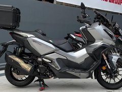 Honda Adv 350