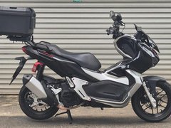 Honda Adv 150