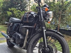Triumph Bonneville T100