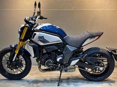 CFMoto 700CL-X Heritage