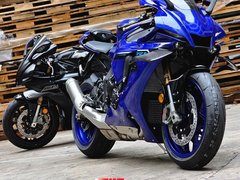 Yamaha YZF-R1